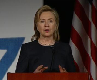 Hillary Clinton at Saban Inst 12-10 320x265.jpg