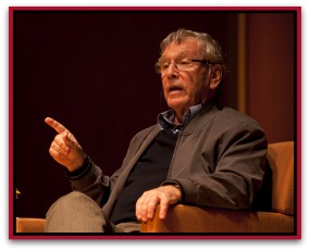 Amos Oz